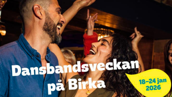 Glada människor som dansar